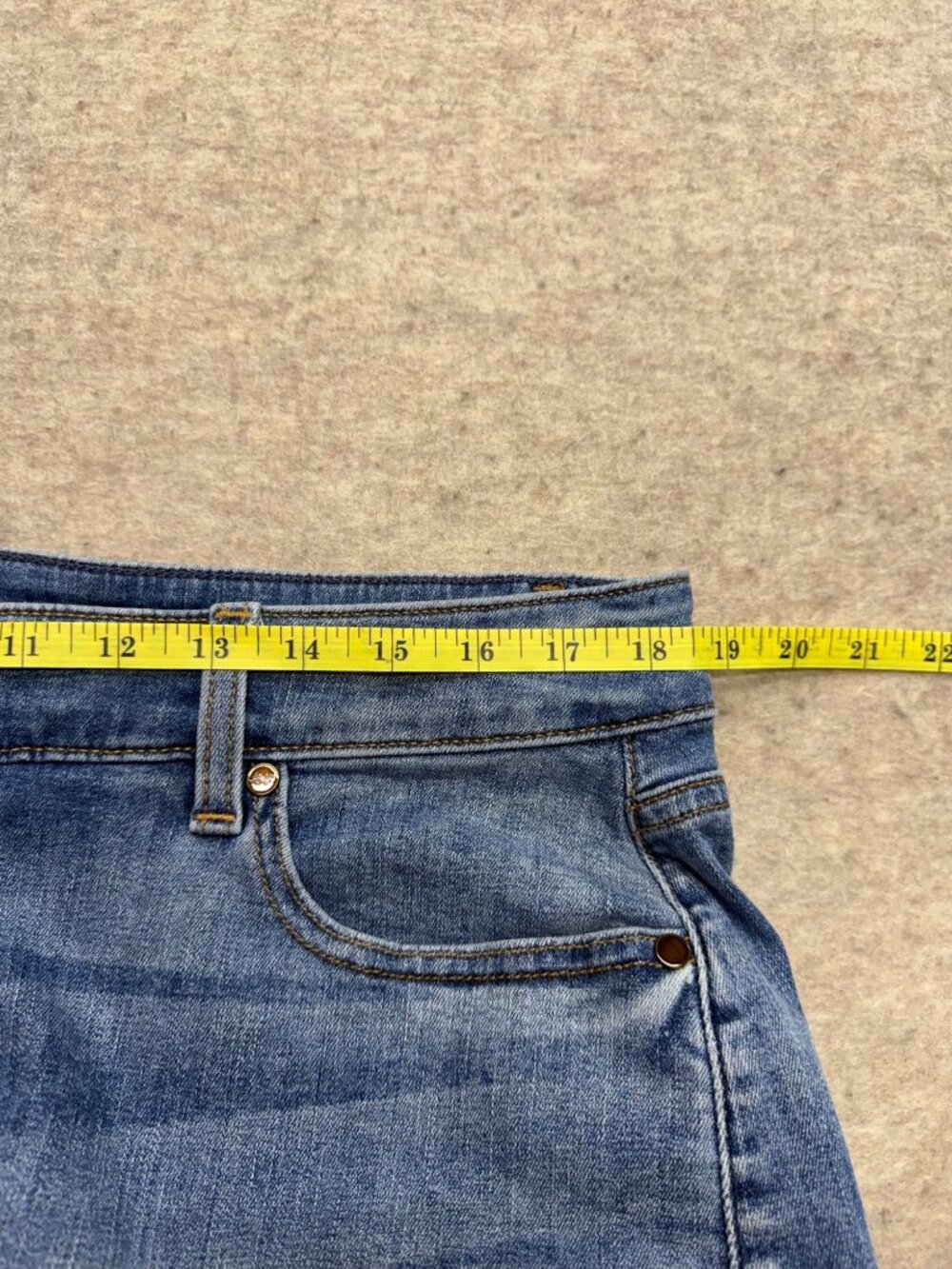 Lane Bryant Short Denim Raw Hem Distressed Jean Shorts Size 16 - Picture 5 of 7